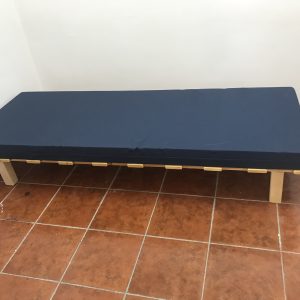 בסיס מיטה